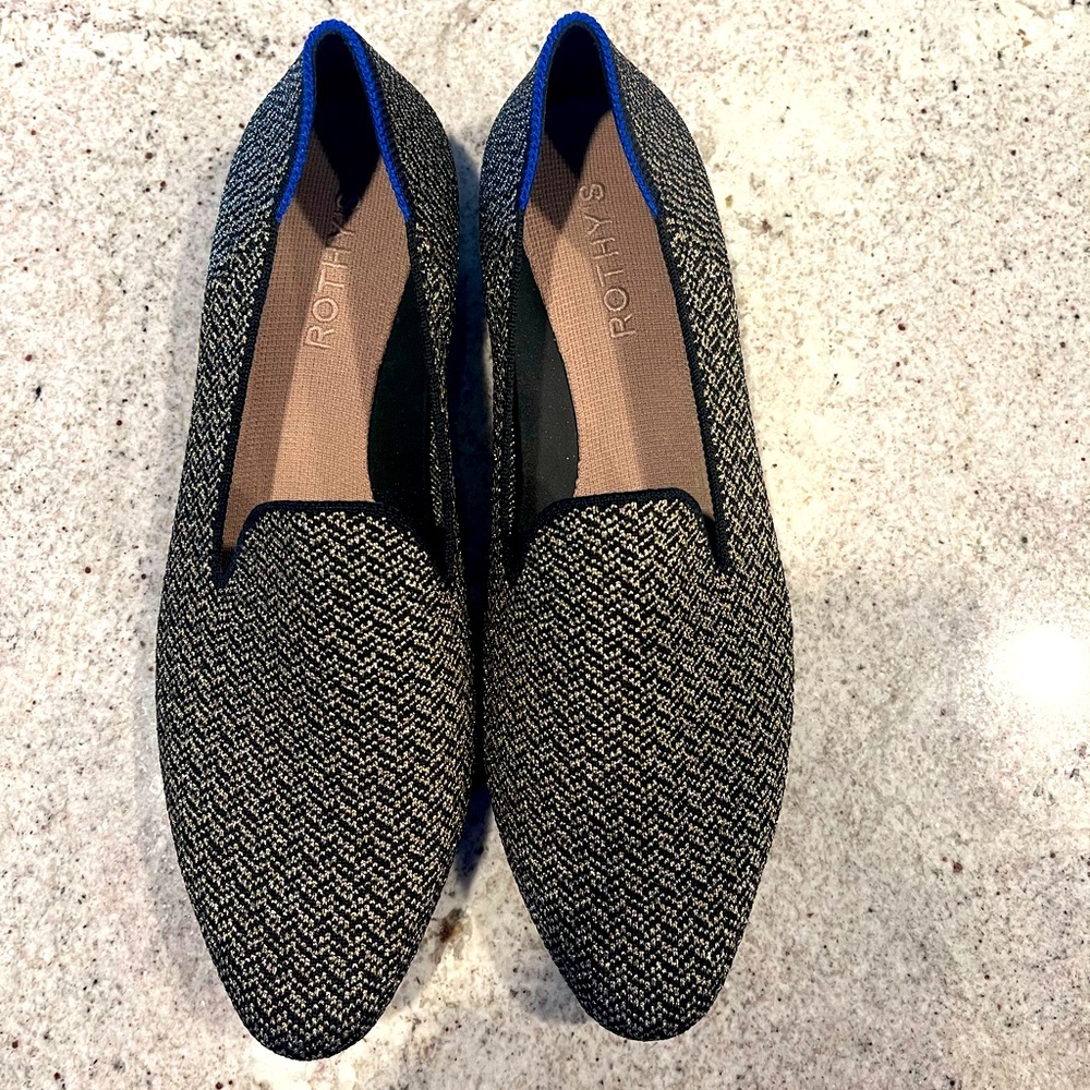Rothy’s size 9.5 almond loafer in black and gold sparkle fabric barely worn